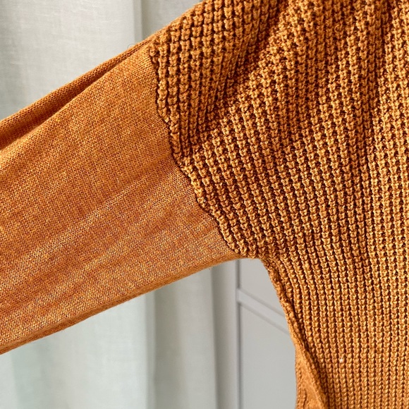 Lululemon knit sweater - Picture 4 of 16